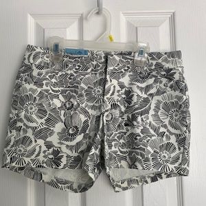 NWT Old Navy Pixie Patterned Shorts